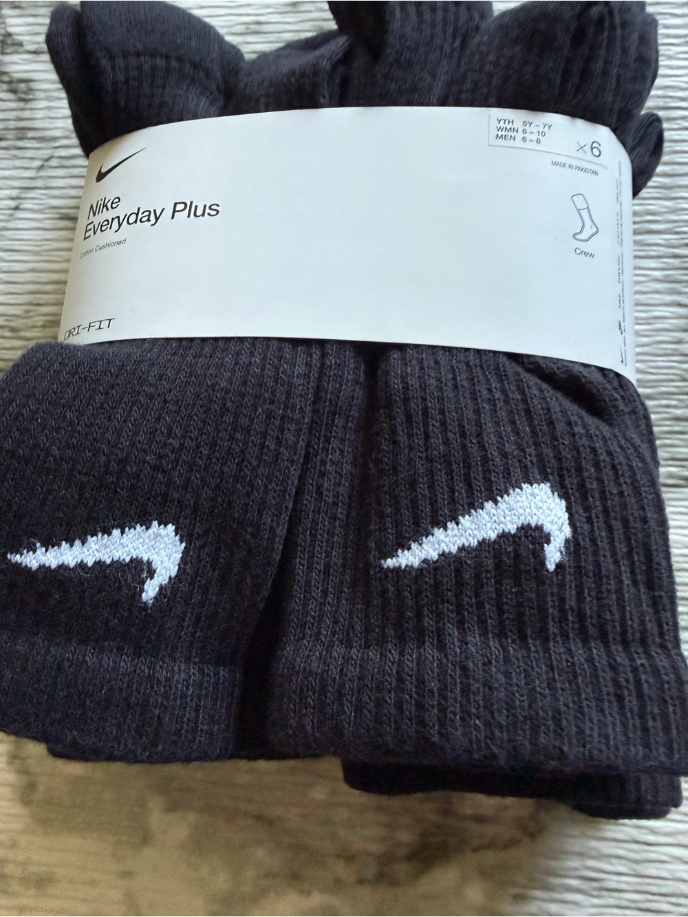 NWT Nike Dri-fit Black Crew Socks 6-pack Medium Men’s 6-8/women 6-10 - Picture 3 of 5